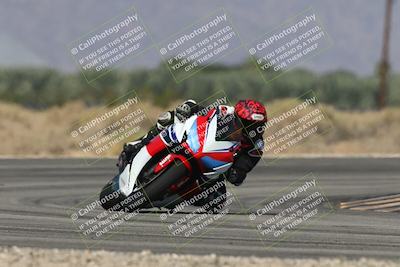 media/Oct-13-2025-Moto Forza (Mon) [[a66d839500]]/2-A Group/Session 3 (Turn 16)/